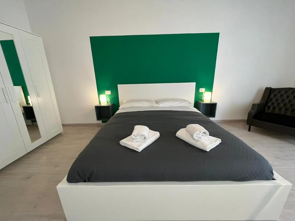 Donna Luisa A Santa Chiara Bed & Breakfast Naples