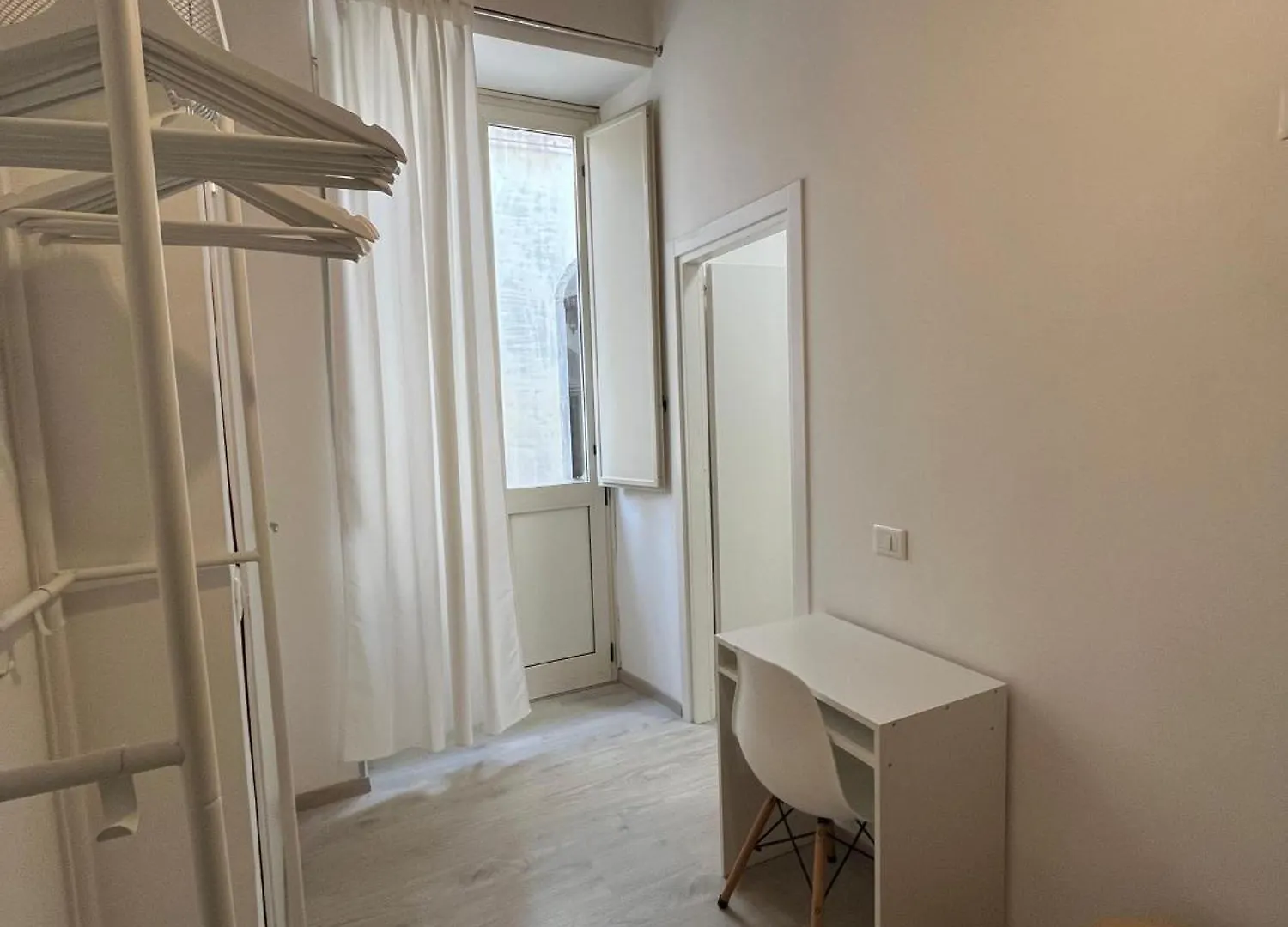Donna Luisa A Santa Chiara Bed & Breakfast Naples Italy
